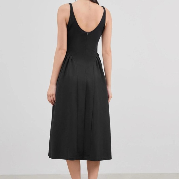 Black mid length dress - Picture 4 of 6